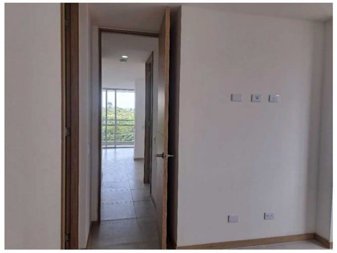 Apartamento de 2 alcobas en venta en Ub. Ojo De Agua, Rionegro, 76 m² · foto 15 de 16
