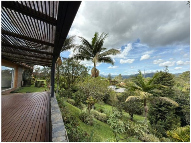 Casa de 4 alcobas en venta en Llano Grande, Rionegro, 426 m² · foto 4 de 22