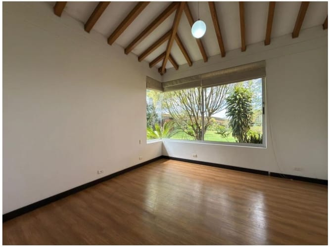 Casa de 4 alcobas en venta en Llano Grande, Rionegro, 426 m² · foto 13 de 22