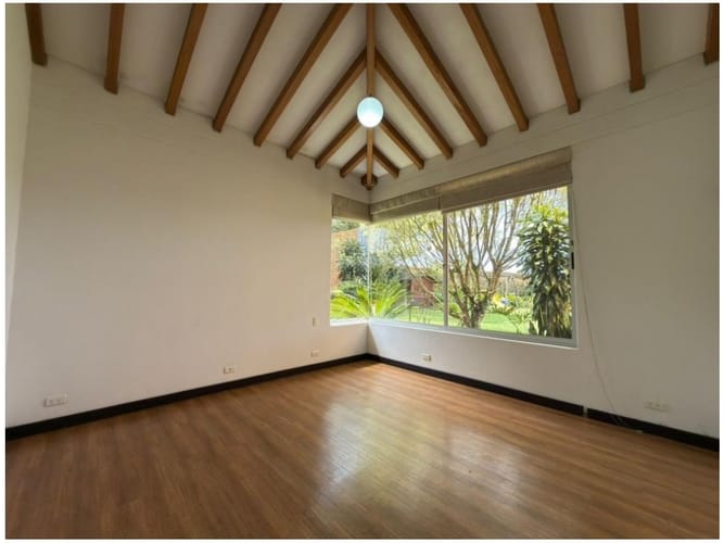 Casa de 4 alcobas en venta en Llano Grande, Rionegro, 426 m² · foto 16 de 22