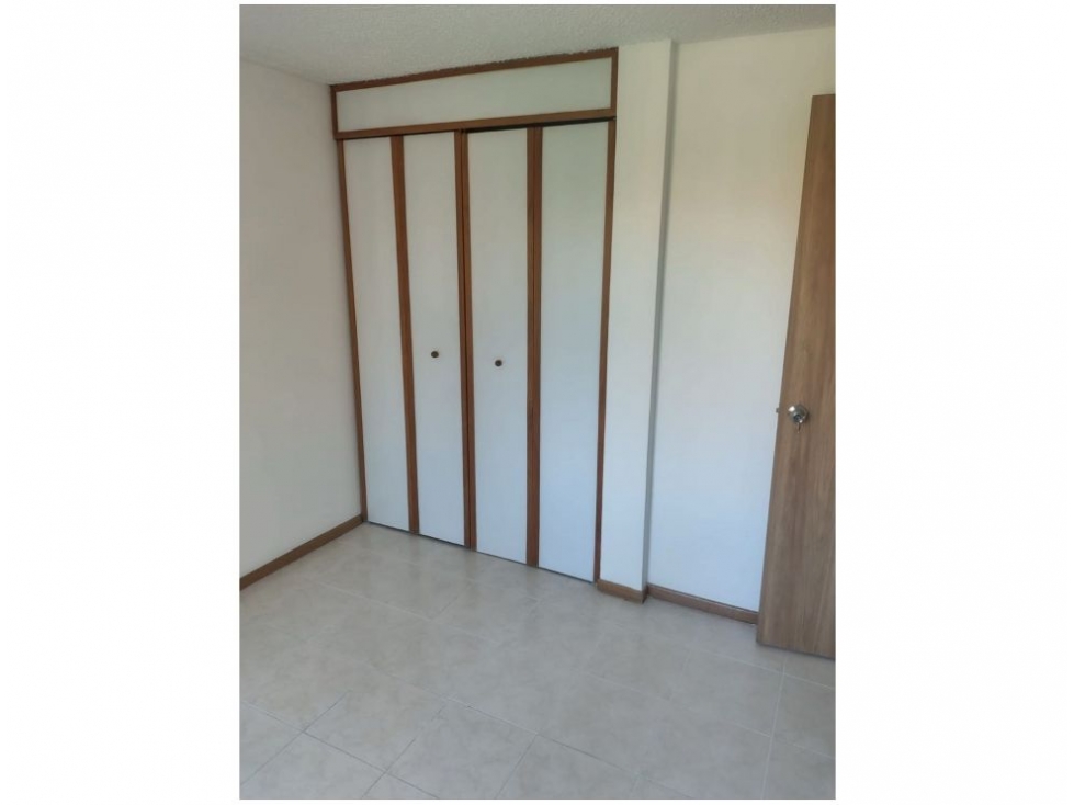 Apartamento en venta en Loma Del Escobero, Envigado · foto 9 de 15
