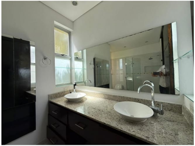 Casa de 4 alcobas en venta en Llano Grande, Rionegro, 426 m² · foto 18 de 22