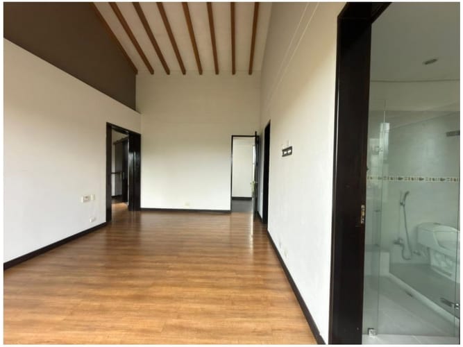 Casa de 4 alcobas en venta en Llano Grande, Rionegro, 426 m² · foto 21 de 22