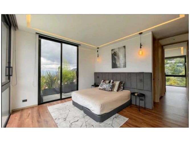 Casa de 3 alcobas en venta en Las Palmas, Envigado, 844 m² · foto 9 de 15
