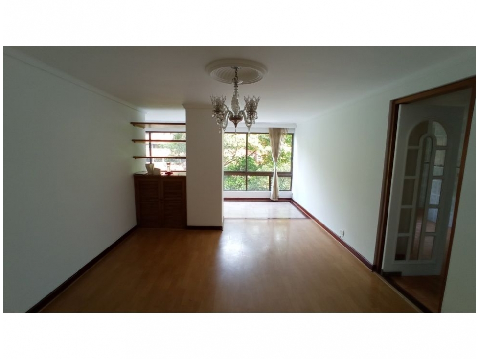 Apartamento en venta en El Poblado, Medellín · foto 3 de 22