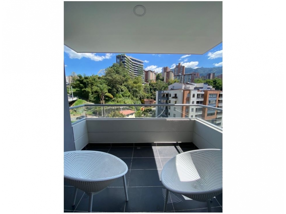 Apartamento en venta en Loma Benedictinos, Medellín · foto 7 de 19