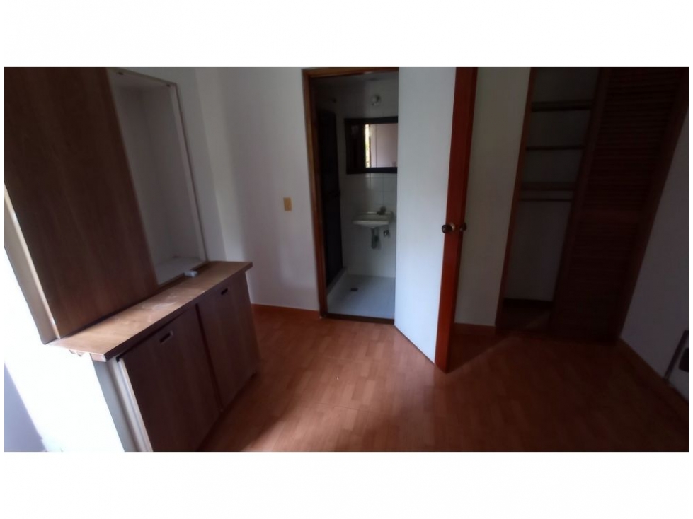 Apartamento en venta en El Poblado, Medellín · foto 10 de 22