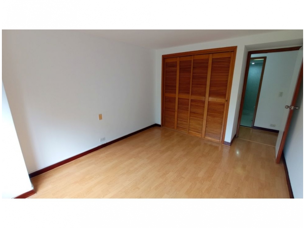 Apartamento en venta en El Poblado, Medellín · foto 18 de 22