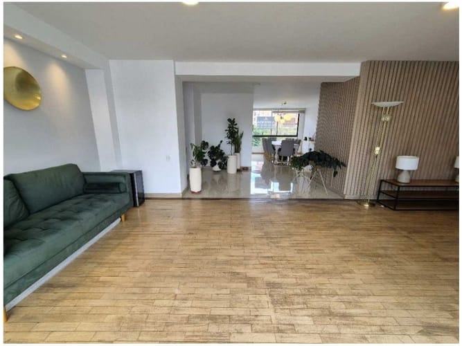Apartamento de 3 alcobas en venta en El Poblado, Medellín, 195 m² · foto 10 de 24
