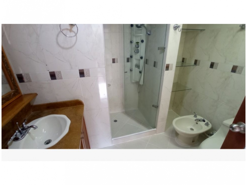 Apartamento en venta en El Poblado, Medellín · foto 20 de 22