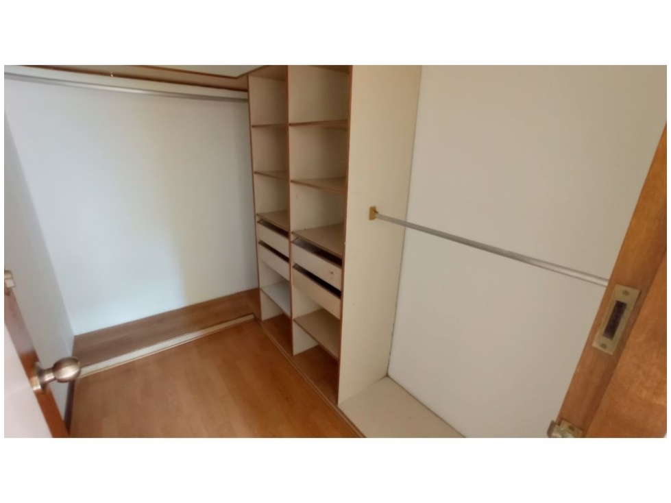 Apartamento en venta en El Poblado, Medellín · foto 22 de 22