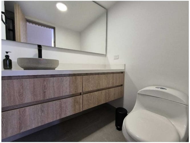 Apartamento de 3 alcobas en venta en El Poblado, Medellín, 195 m² · foto 15 de 24