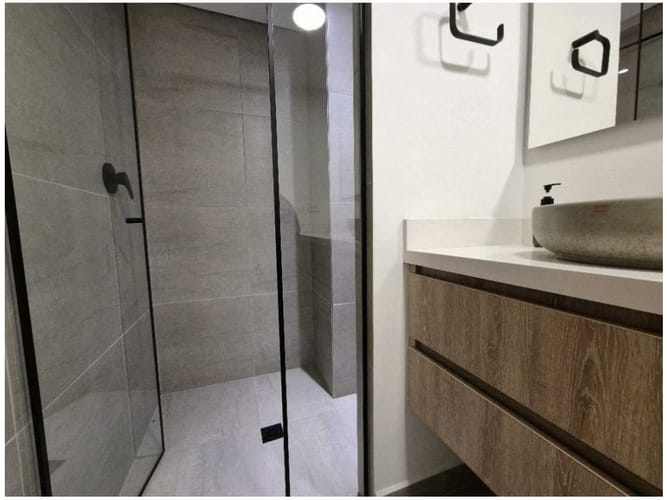 Apartamento de 3 alcobas en venta en El Poblado, Medellín, 195 m² · foto 16 de 24