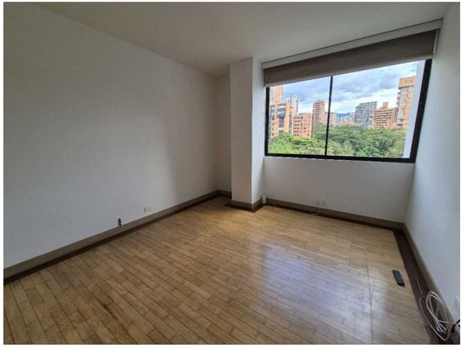 Apartamento de 3 alcobas en venta en El Poblado, Medellín, 195 m² · foto 17 de 24