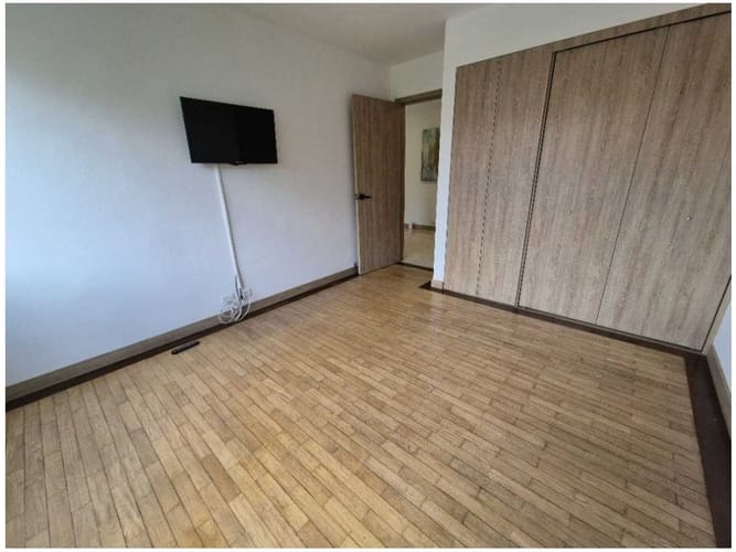 Apartamento de 3 alcobas en venta en El Poblado, Medellín, 195 m² · foto 18 de 24