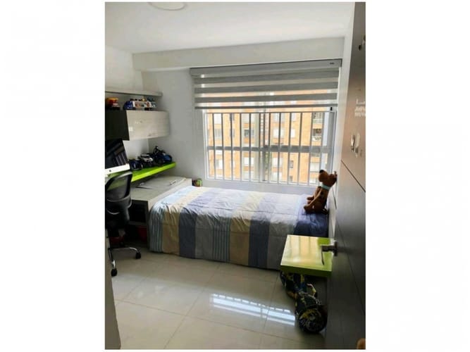 Apartamento de 3 alcobas en venta en Lalinde, Medellín, 118 m² · foto 10 de 12