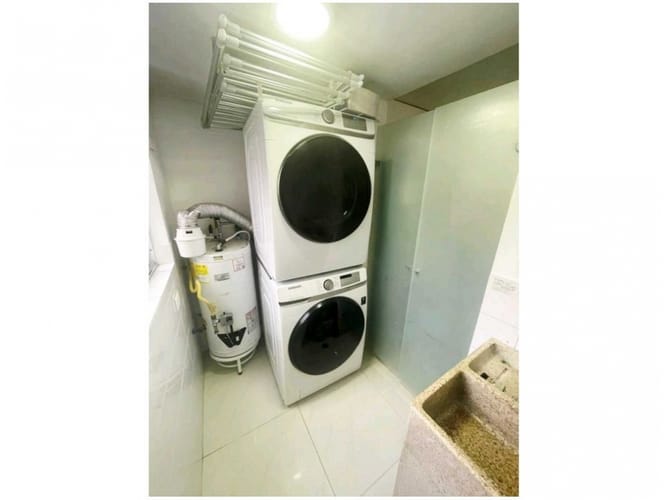 Apartamento de 3 alcobas en venta en Lalinde, Medellín, 118 m² · foto 12 de 12