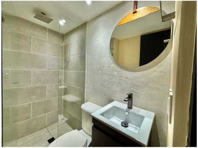 Apartamento en venta en El Poblado, Medellín · foto 10 de 23