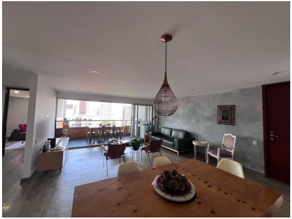 Apartamento en venta en El Poblado, Medellín · foto 8 de 22