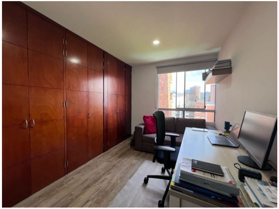 Apartamento en venta en El Poblado, Medellín · foto 11 de 22