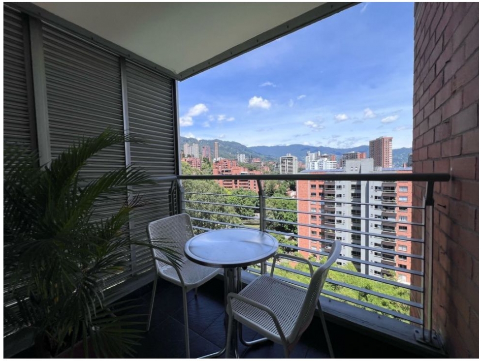 Apartamento en venta en El Poblado, Medellín · foto 14 de 22