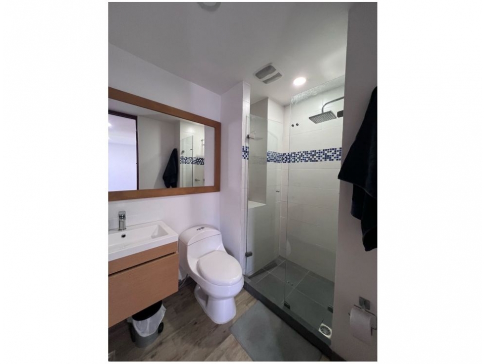 Apartamento en venta en El Poblado, Medellín · foto 17 de 22