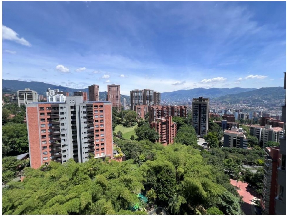 Apartamento en venta en El Poblado, Medellín · foto 20 de 22