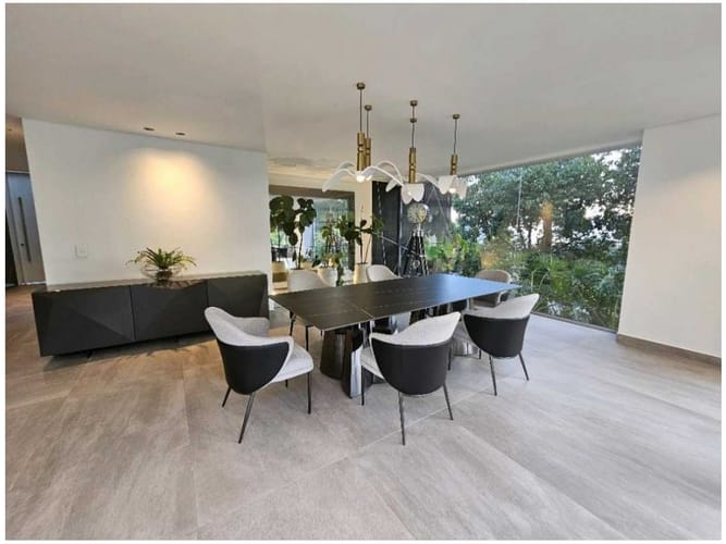 Casa de 4 alcobas en venta en Altos Del Poblado, Medellín, 730 m² · foto 4 de 14