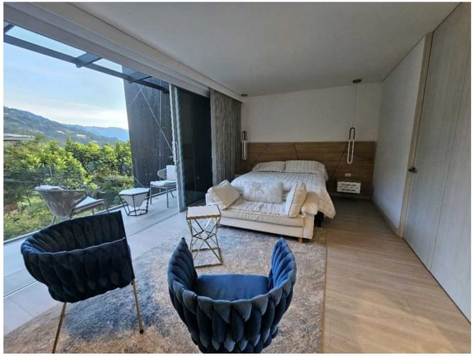 Casa de 4 alcobas en venta en Altos Del Poblado, Medellín, 730 m² · foto 7 de 14