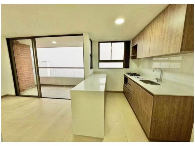 Apartamento de 3 alcobas en venta en Sabaneta Real, Sabaneta, 85 m² · foto 2 de 7