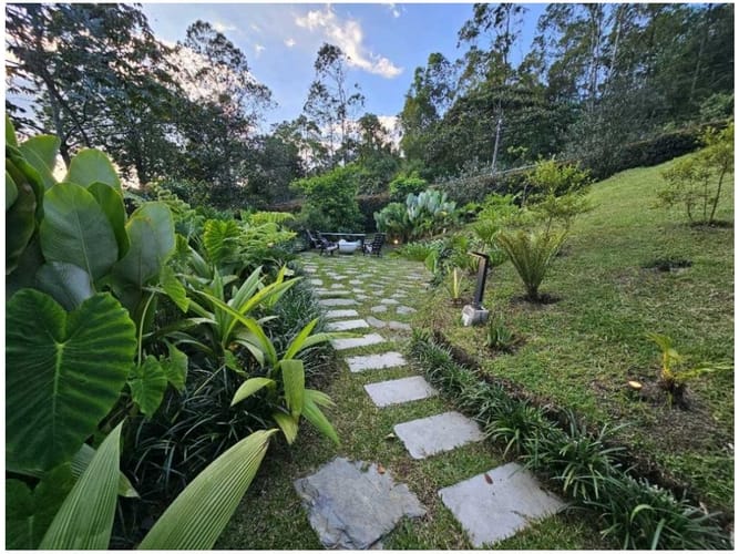 Casa de 4 alcobas en venta en Altos Del Poblado, Medellín, 730 m² · foto 13 de 14