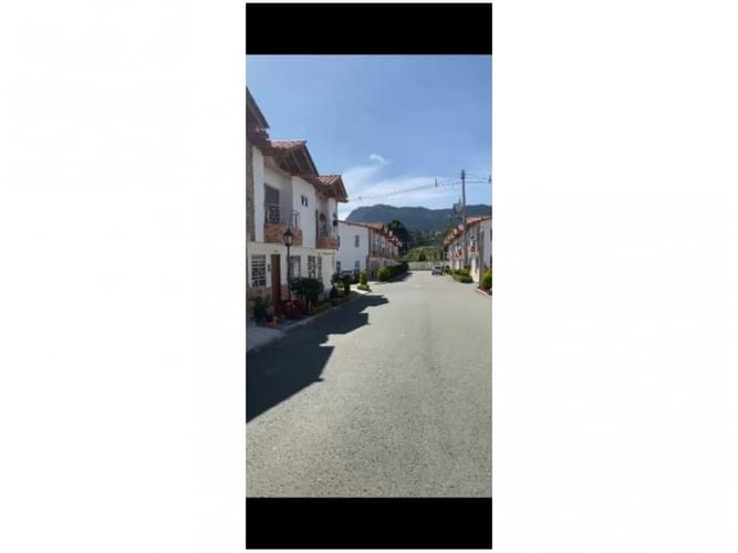 Casa de 3 alcobas en venta en Piedras Blancas-Matasano, Medellín, 120 m² · foto 16 de 17