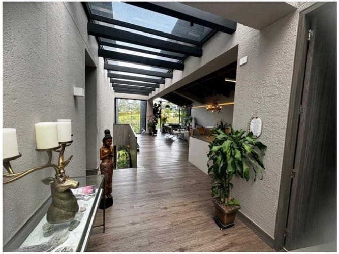 Casa en venta en Loma Del Chocho, Envigado · foto 2 de 11