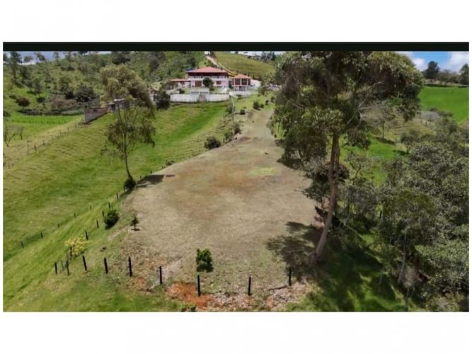 Finca en venta en La Mejia, Guarne, 1150 m² · foto 15 de 17