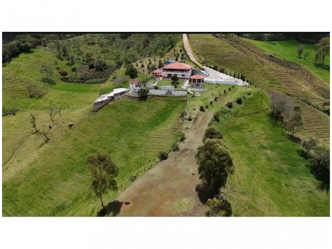 Finca en venta en La Mejia, Guarne, 1150 m² · foto 16 de 17