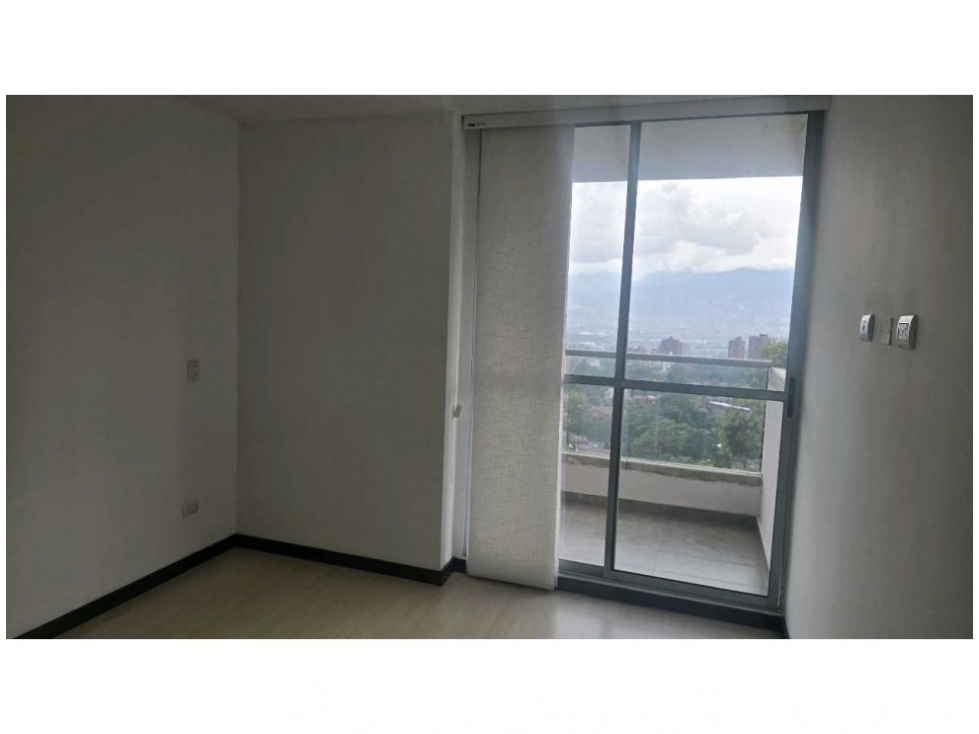 Apartamento en venta en Loma Benedictinos, Envigado · foto 3 de 20