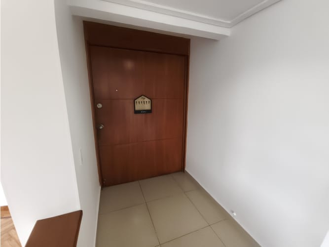 Apartamento de 3 alcobas en venta en El Poblado, Medellín, 200 m² · foto 4 de 24