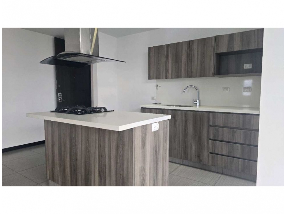Apartamento en venta en Loma Benedictinos, Envigado · foto 10 de 20