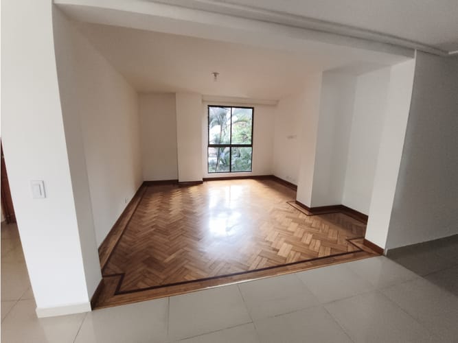 Apartamento de 3 alcobas en venta en El Poblado, Medellín, 200 m² · foto 9 de 24