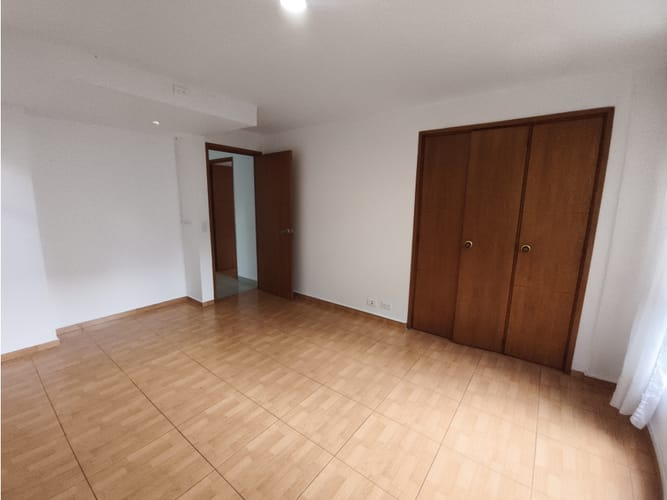 Apartamento de 3 alcobas en venta en El Poblado, Medellín, 200 m² · foto 17 de 24