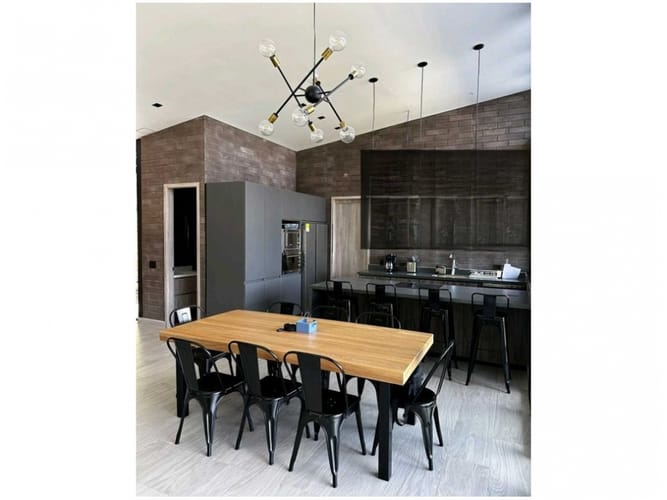 Finca en venta en El Uvital, Medellín, 270 m² · foto 5 de 8