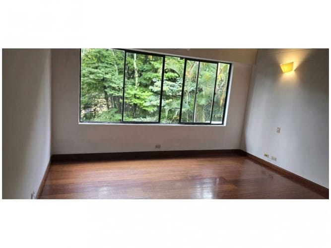 Casa de 3 alcobas en venta en Urbanizacion Villa Linda, Medellín, 267 m² · foto 6 de 13