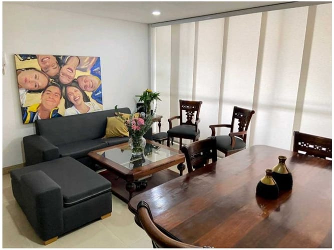 Apartamento de 3 alcobas en venta en Laureles, Medellín, 93 m² · foto 2 de 24