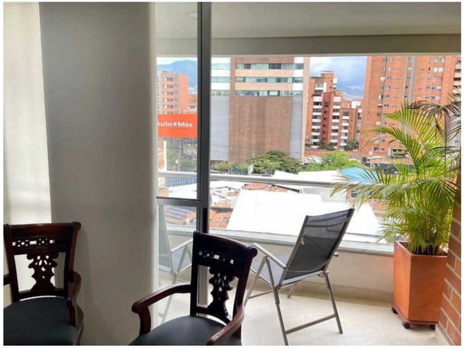 Apartamento de 3 alcobas en venta en Laureles, Medellín, 93 m² · foto 6 de 24