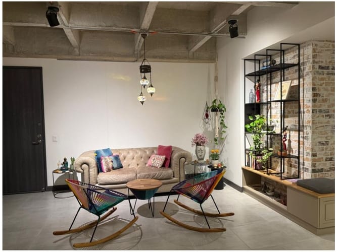 Apartamento de 2 alcobas en venta en El Poblado, Medellín, 106 m² · foto 3 de 9