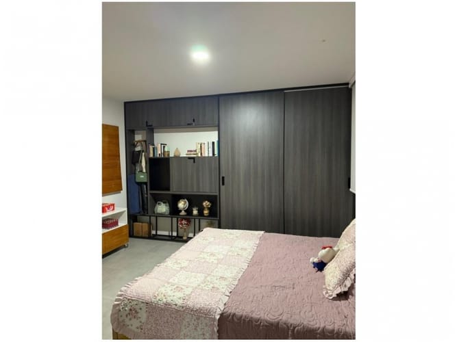Apartamento de 2 alcobas en venta en El Poblado, Medellín, 106 m² · foto 6 de 9