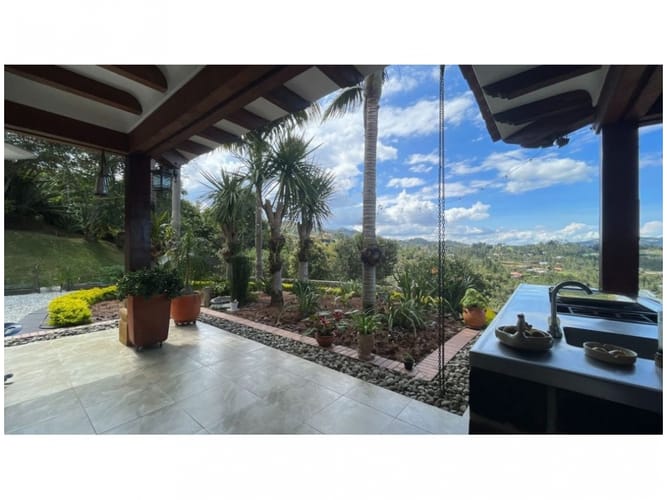 Casa de 3 alcobas en venta en Altos Del Escobero, El Retiro, 250 m² · foto 5 de 12
