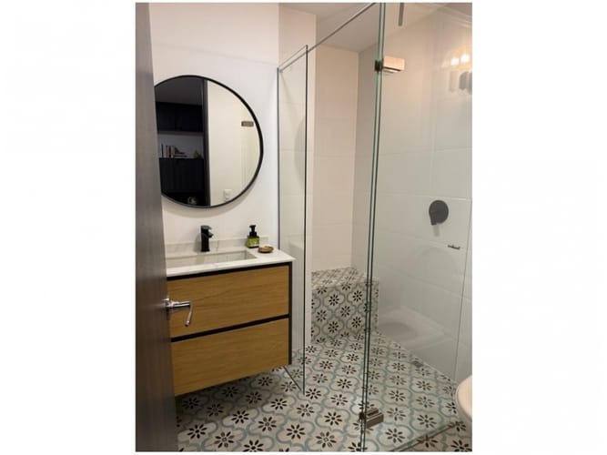 Apartamento de 2 alcobas en venta en El Poblado, Medellín, 106 m² · foto 9 de 9