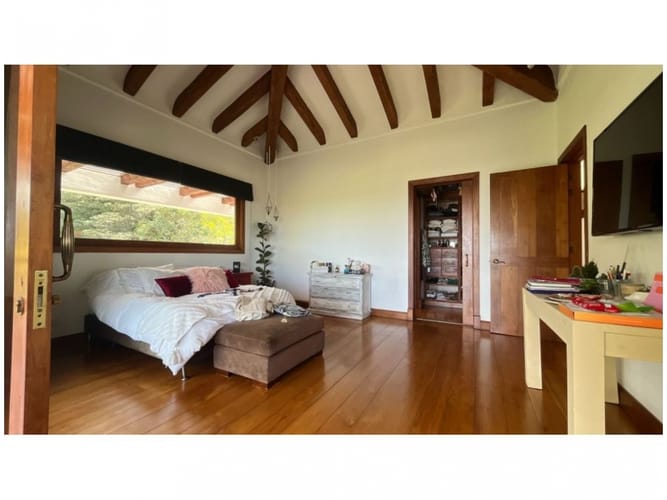 Casa de 3 alcobas en venta en Altos Del Escobero, El Retiro, 250 m² · foto 10 de 12