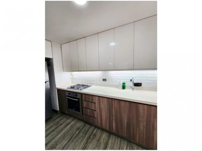 Apartamento en venta en El Poblado, Medellín · foto 5 de 13